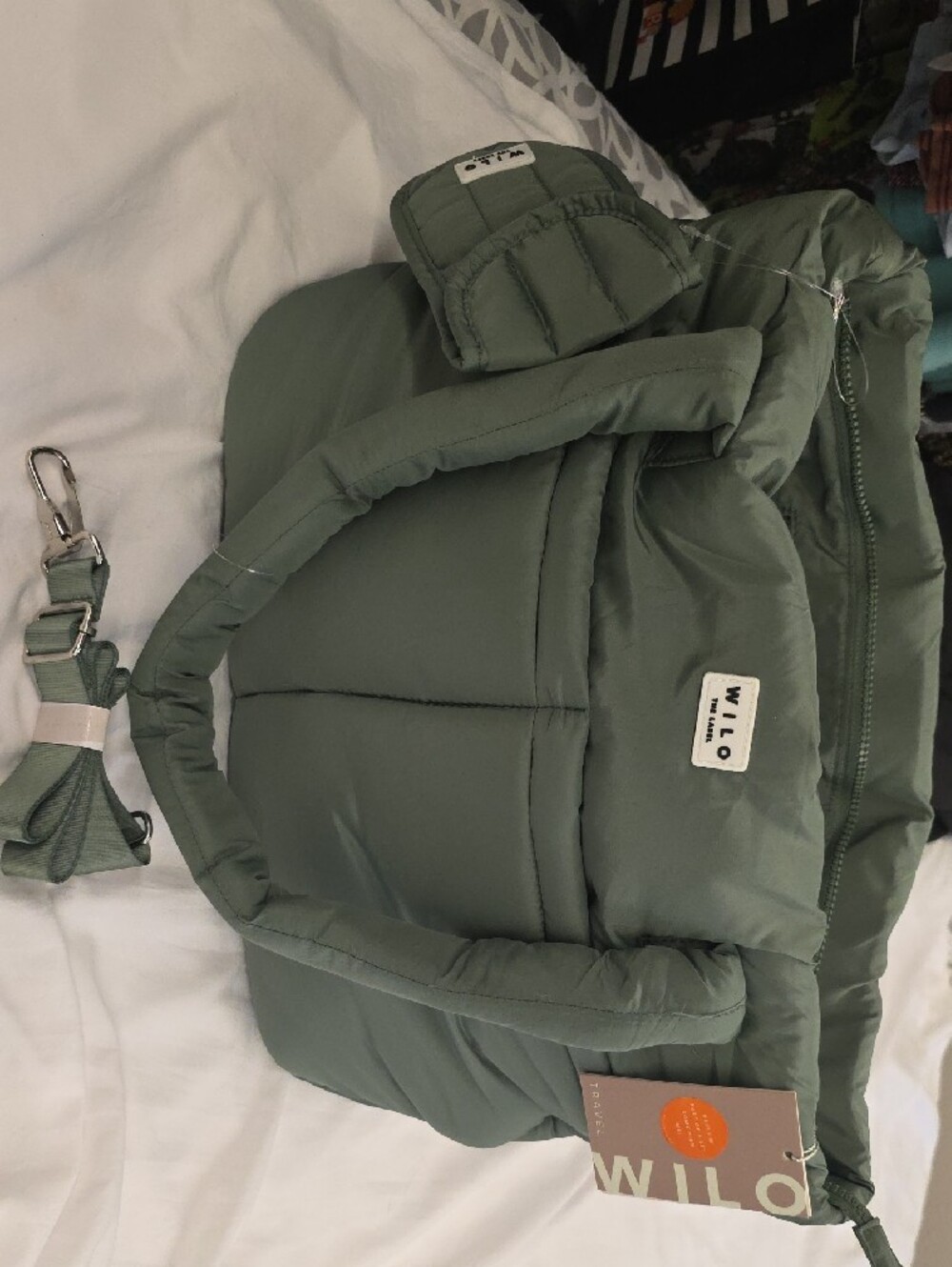 Wilo Travel JAD Front Pocket Travel Tote Sage Green MSRP $118 NWT - Picture 7 of 15